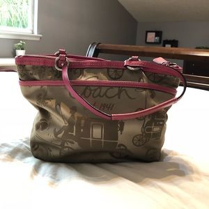 AUTHENTIC COACH PURSE